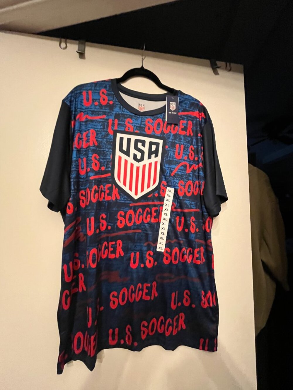 US Soccer Shirt Men's XL Official Merchandise‎ (NWT)